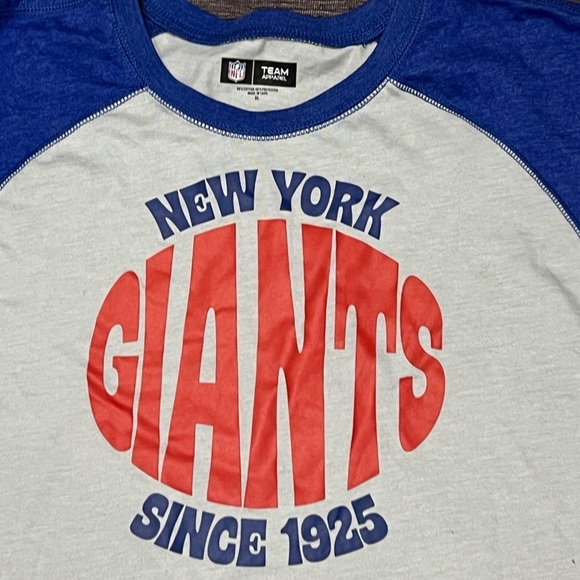 New Era Women's New York Giants Color Block NFL Football New Grey T-Shirt - Picture 3 of 8